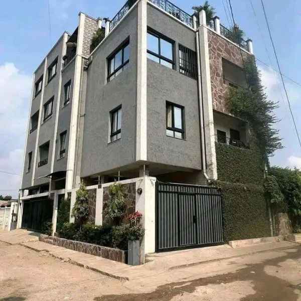 IMMEUBLE COMMERCIAL Brazzaville FCFA