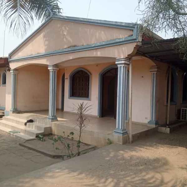 MAISON A VENDRE Pointe-Noire Congo Brazzaville
