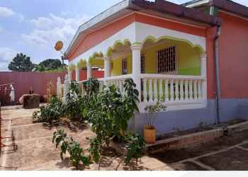 UNE BELLE MAISON A DOLISIE Dolisie Tchad
