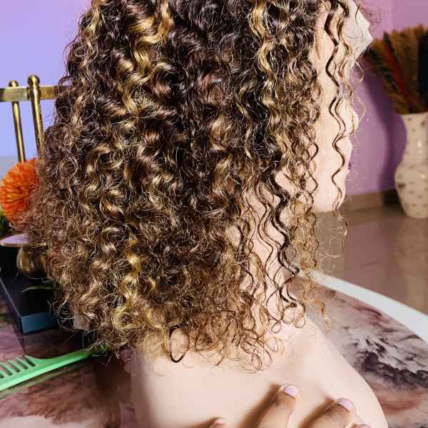 Perruques brésiliennes water wave Brazzaville Congo Brazzaville
