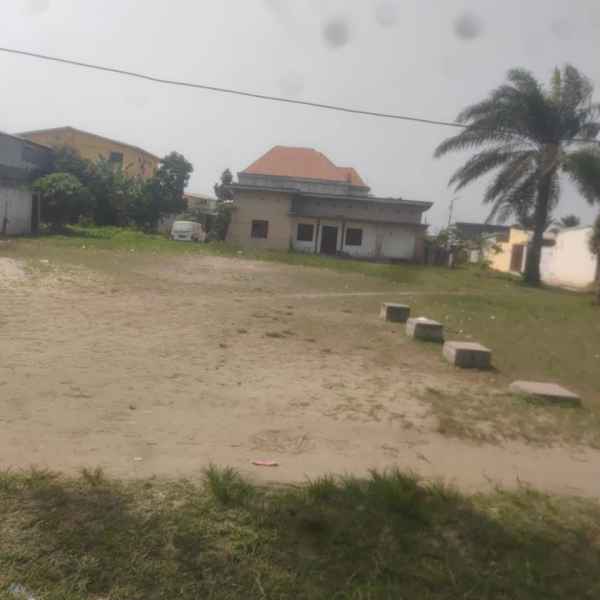 AU COEUR DE TCHMBAMBA Pointe-Noire FCFA